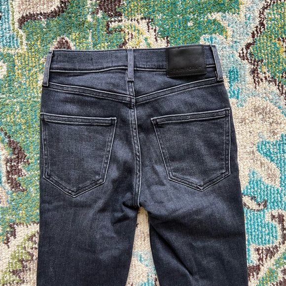 Denim form cropped jeans, size 24 - Picture 8 of 8